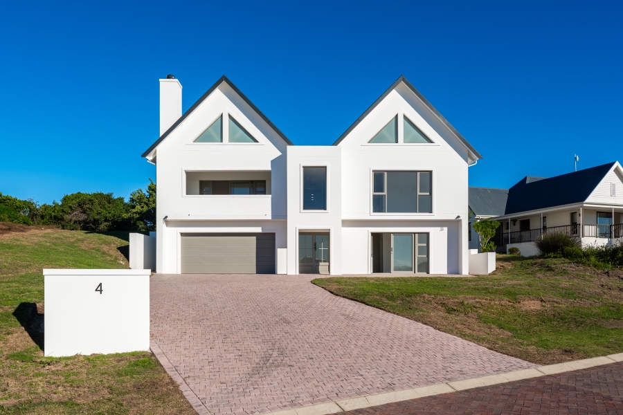 4 Bedroom Property for Sale in St Francis Links Eastern Cape